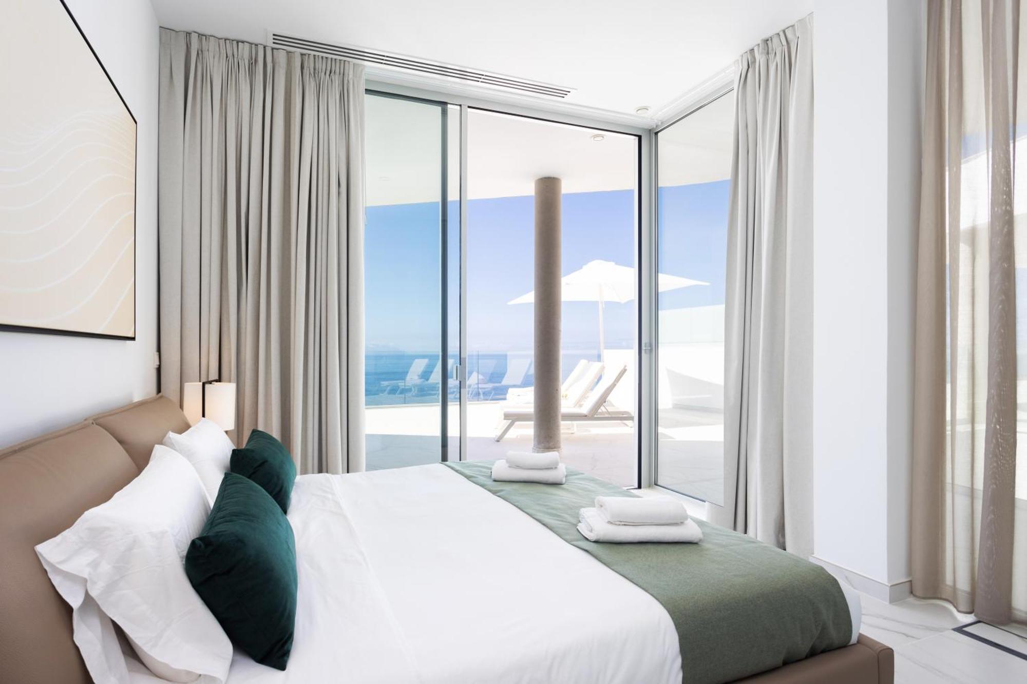 Crystal I Luxury Apartments By Enjoyahome Acantilado de los Gigantes Buitenkant foto