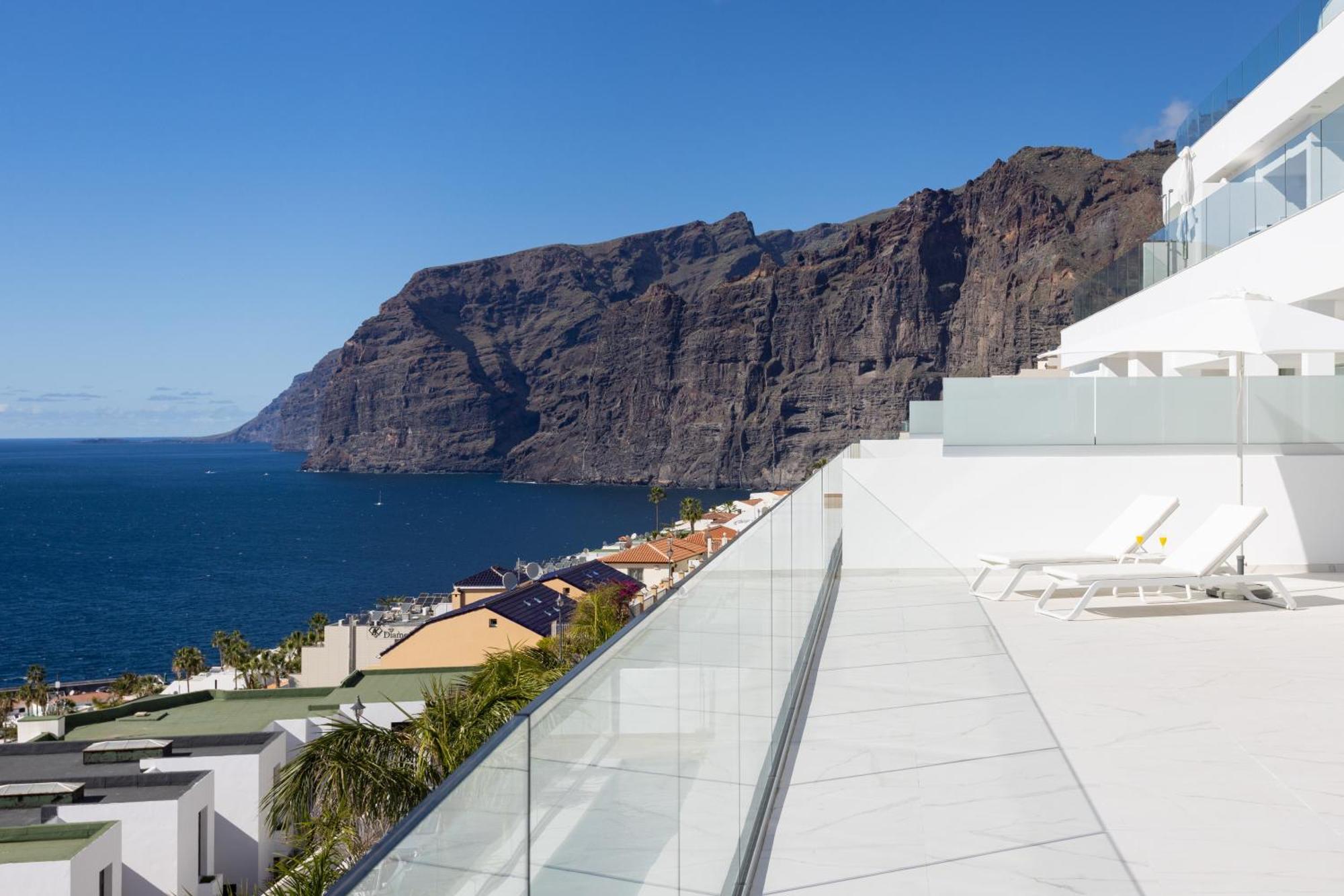 Crystal I Luxury Apartments By Enjoyahome Acantilado de los Gigantes Buitenkant foto